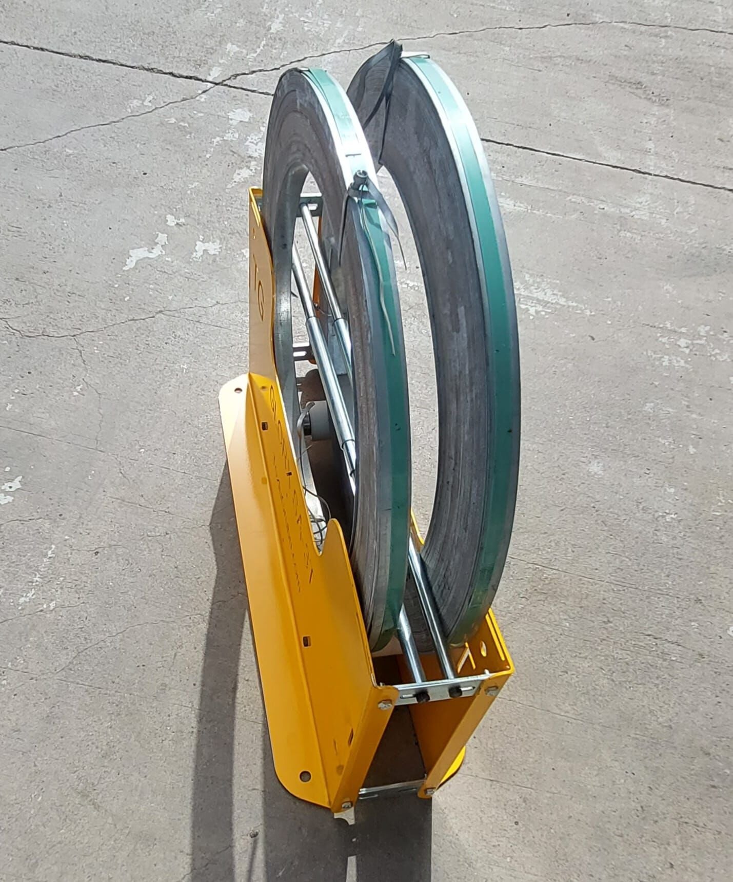 ŞERİT AÇMA SEHPASI ÇİFT HAZNE 3 YIL Galvaniz Topraklama şeridi açma makinesi