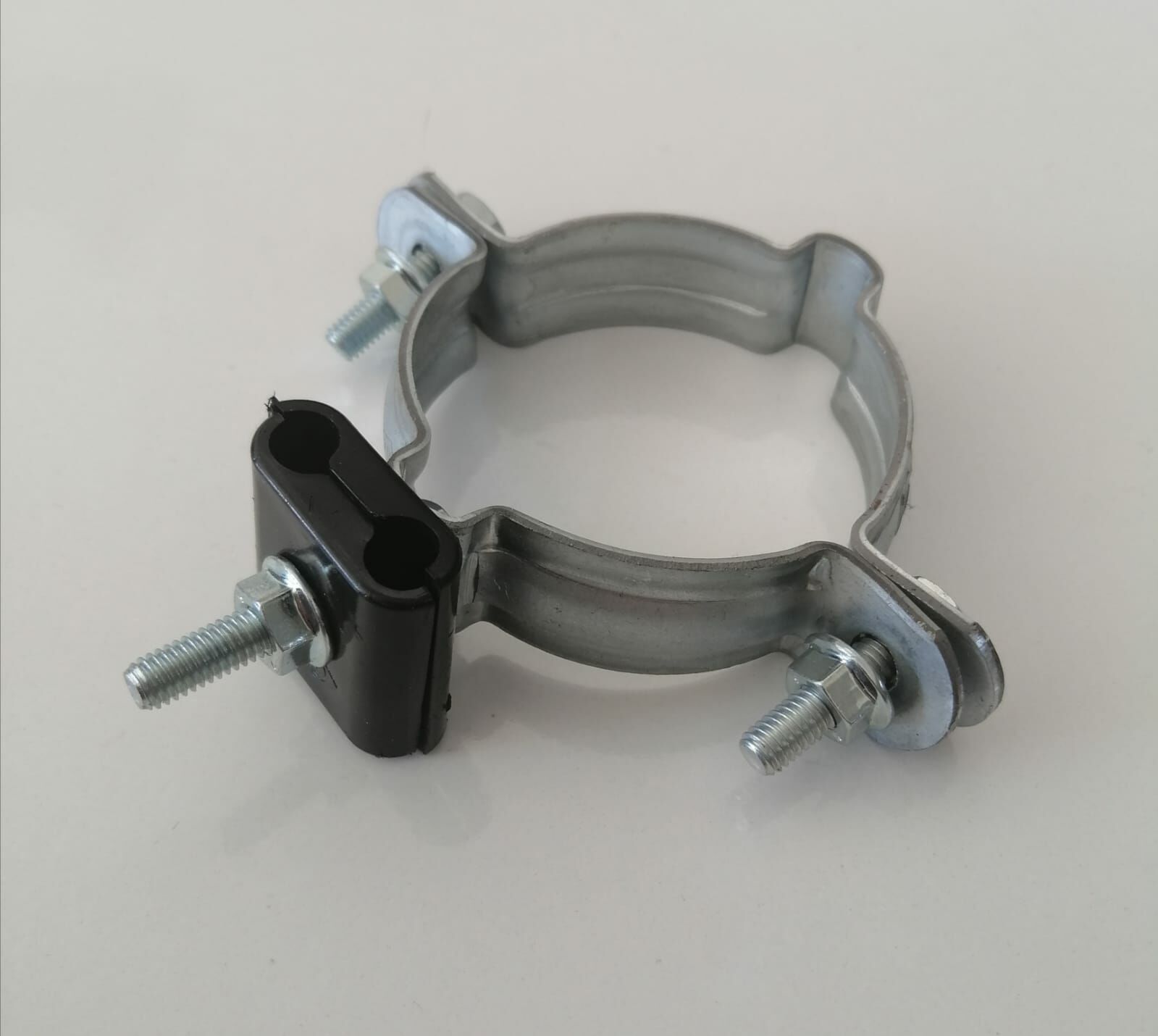 PLASTİK DİREK İNİŞ KELEPÇESİ 2X50 MM
