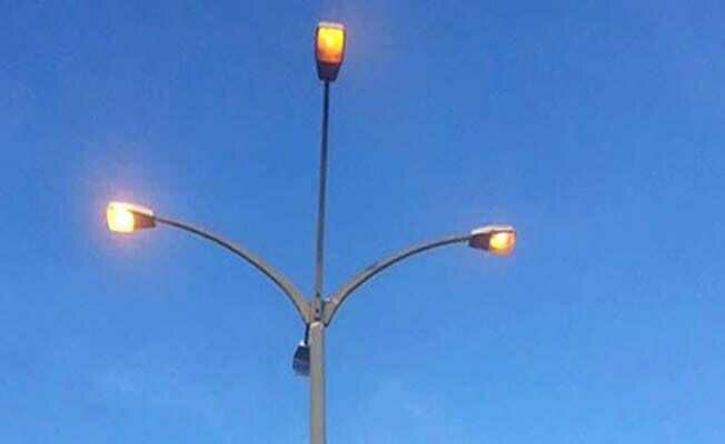 عمود إضاءة مجلفن AD4 220/10